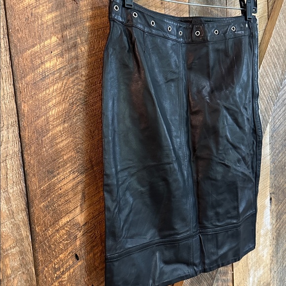 NWT Piazza Sempione 100% Black Leather Skirt Full size Zipper Made In Italy -E6 - Picture 4 of 8